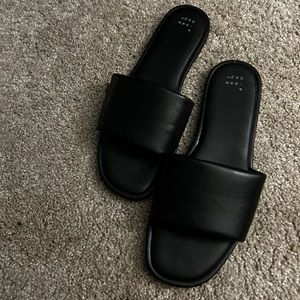 Women’s sandals.